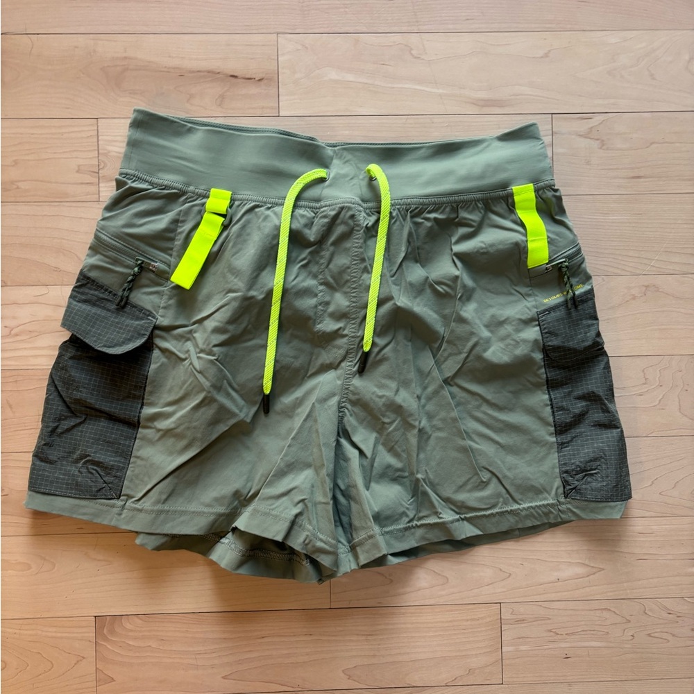 Lululemon High Rise Hiking Short